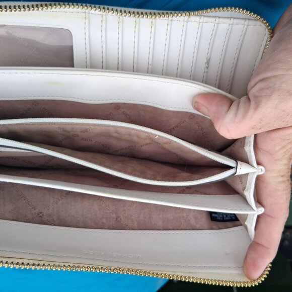 Micheal Kors Wristlet Wallet - Picture 4 of 5